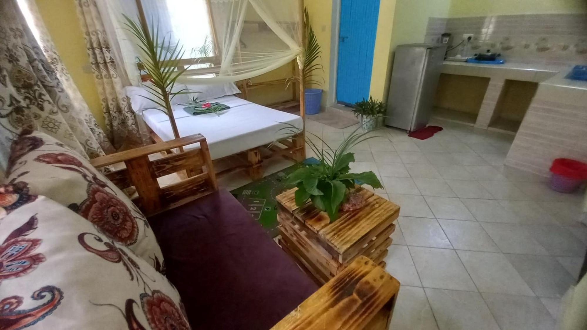 Mount Zion Guest House, Mtwapa Mtomondoni Mombasa Bagian luar foto