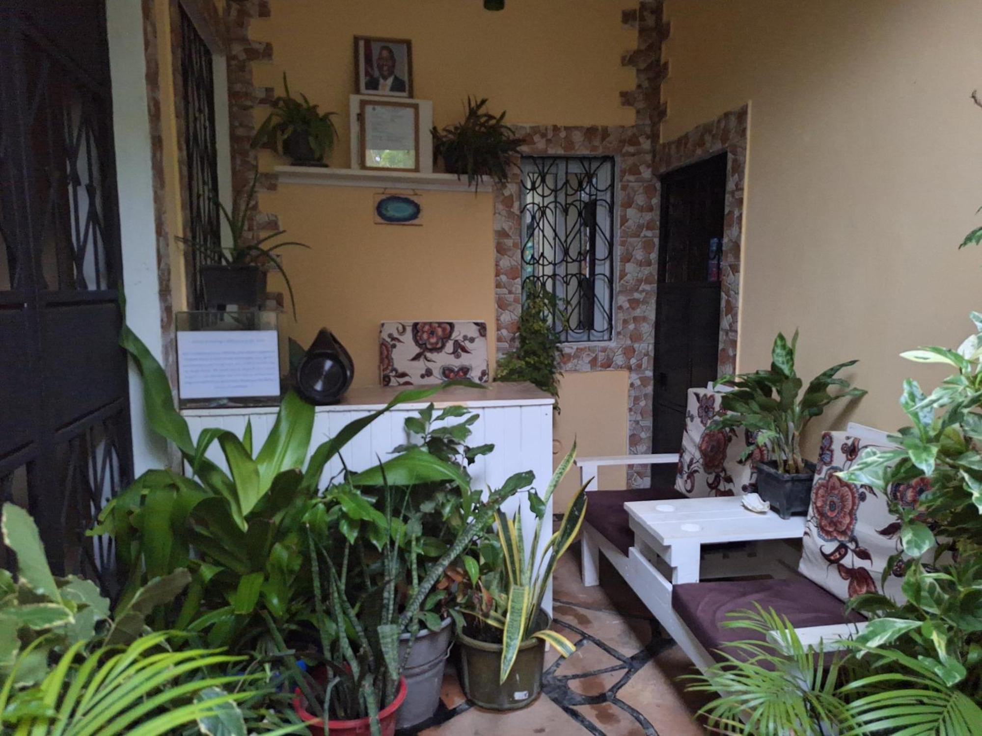Mount Zion Guest House, Mtwapa Mtomondoni Mombasa Bagian luar foto