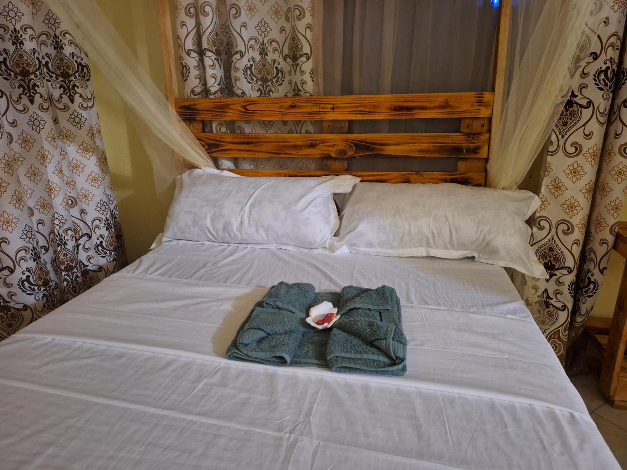 Mount Zion Guest House, Mtwapa Mtomondoni Mombasa Bagian luar foto